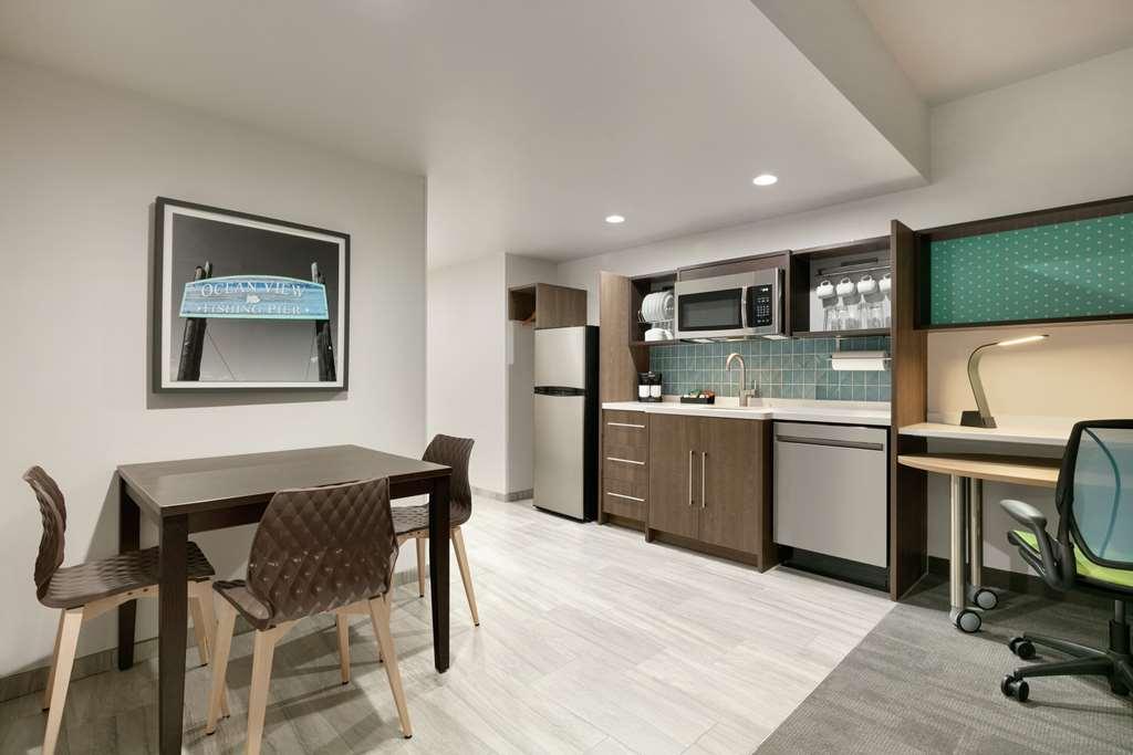 Home2 Suites By Hilton Norfolk Airport Стая снимка