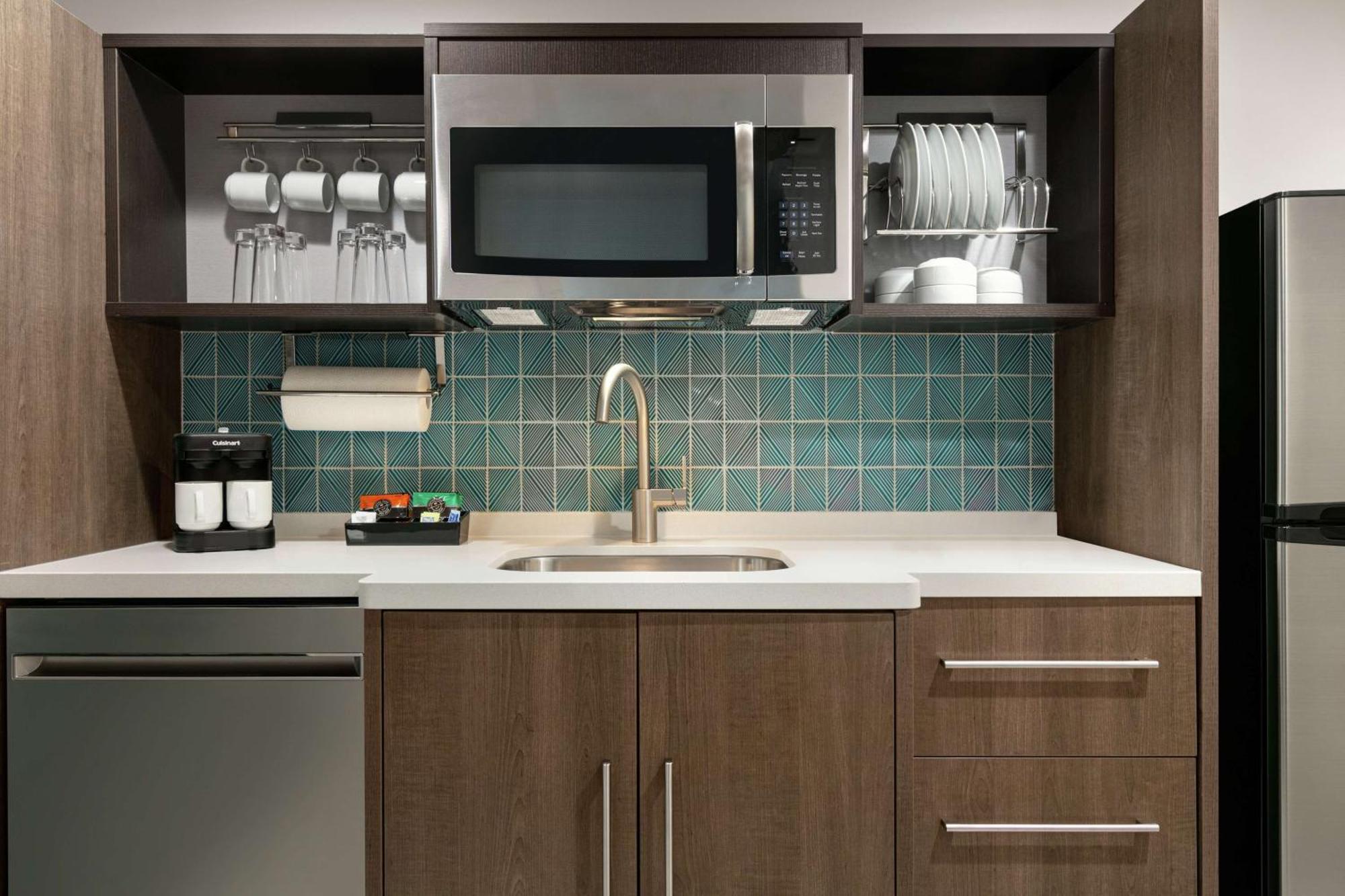 Home2 Suites By Hilton Norfolk Airport Екстериор снимка